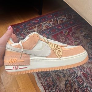 Wmns Air Force 1 Shadow 'Sisterhood Size 8 (New without Box)
